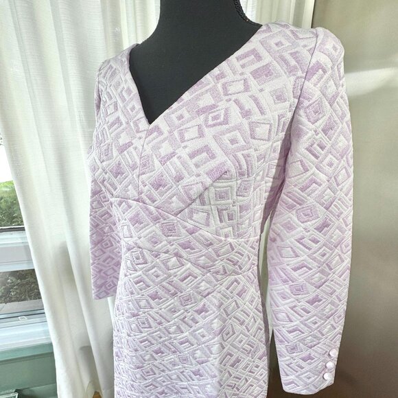 Vintage 70s dress, lavender textured geometric print, A-Line silhouette gown - Picture 3 of 10